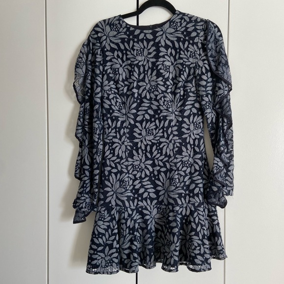 Keepsake lace dress size S - Picture 4 of 4